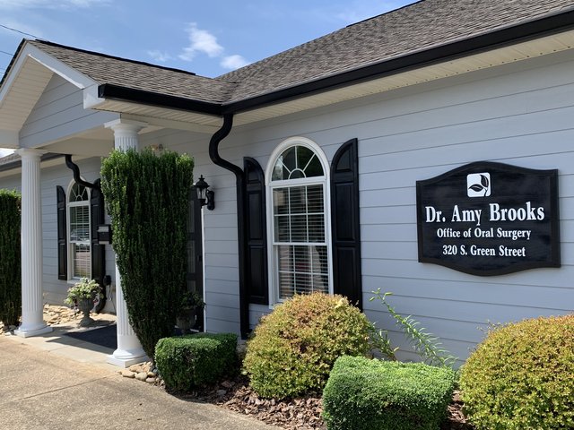 Sign view of front of Office